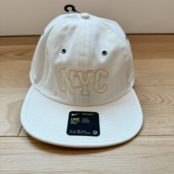 Nike Procell NYC Hertiage86 Adjustable Hat Summit White OS - Picture 1 of 4